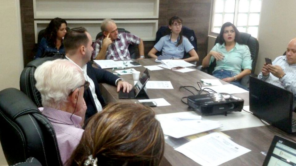 Secovi-Oeste/SC - Reunio para estudar as legislaes urbanstica e ambiental de Santa Catarina e do Brasil 